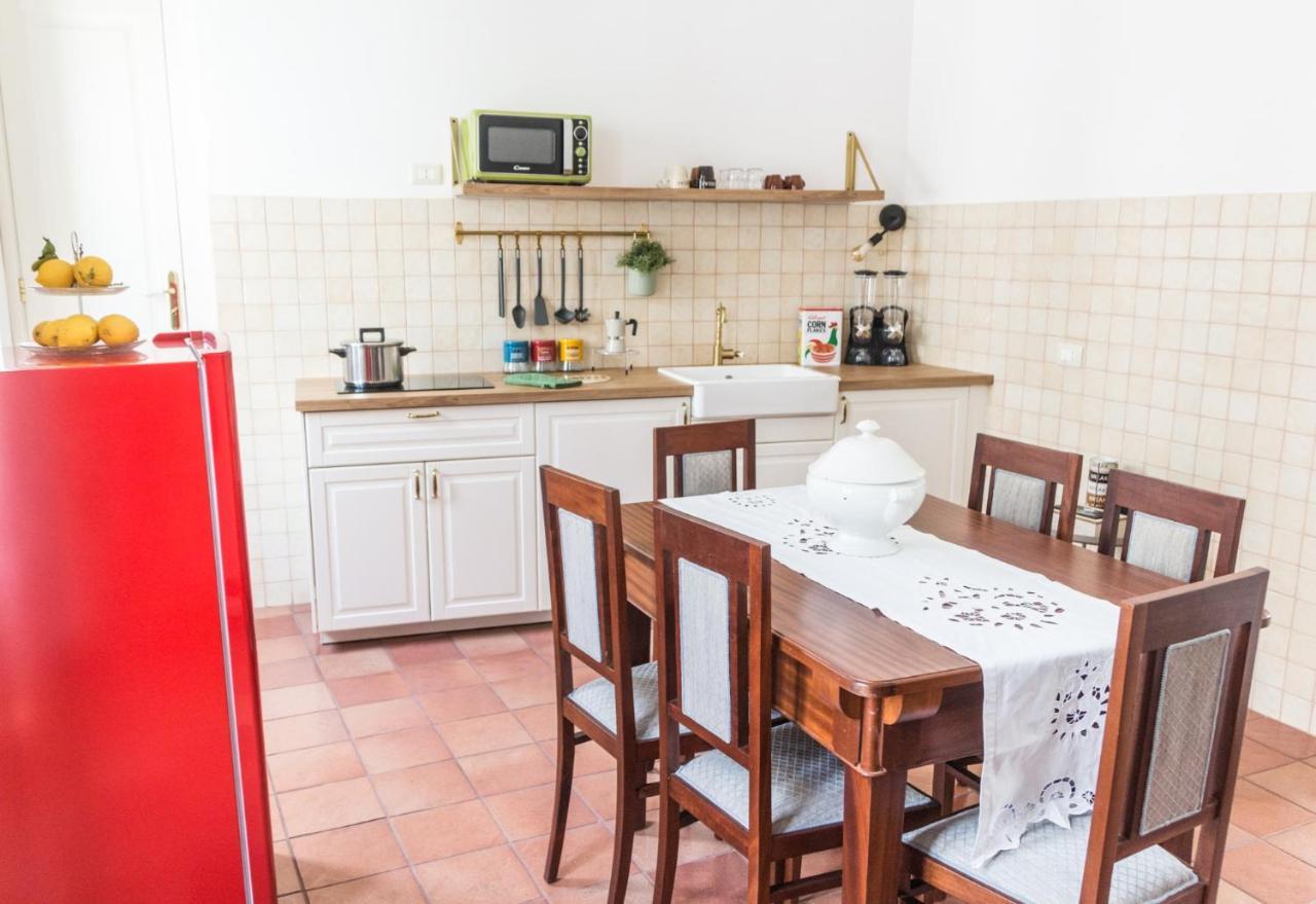 Appartamento Casa Sampietro Locorotondo Esterno foto