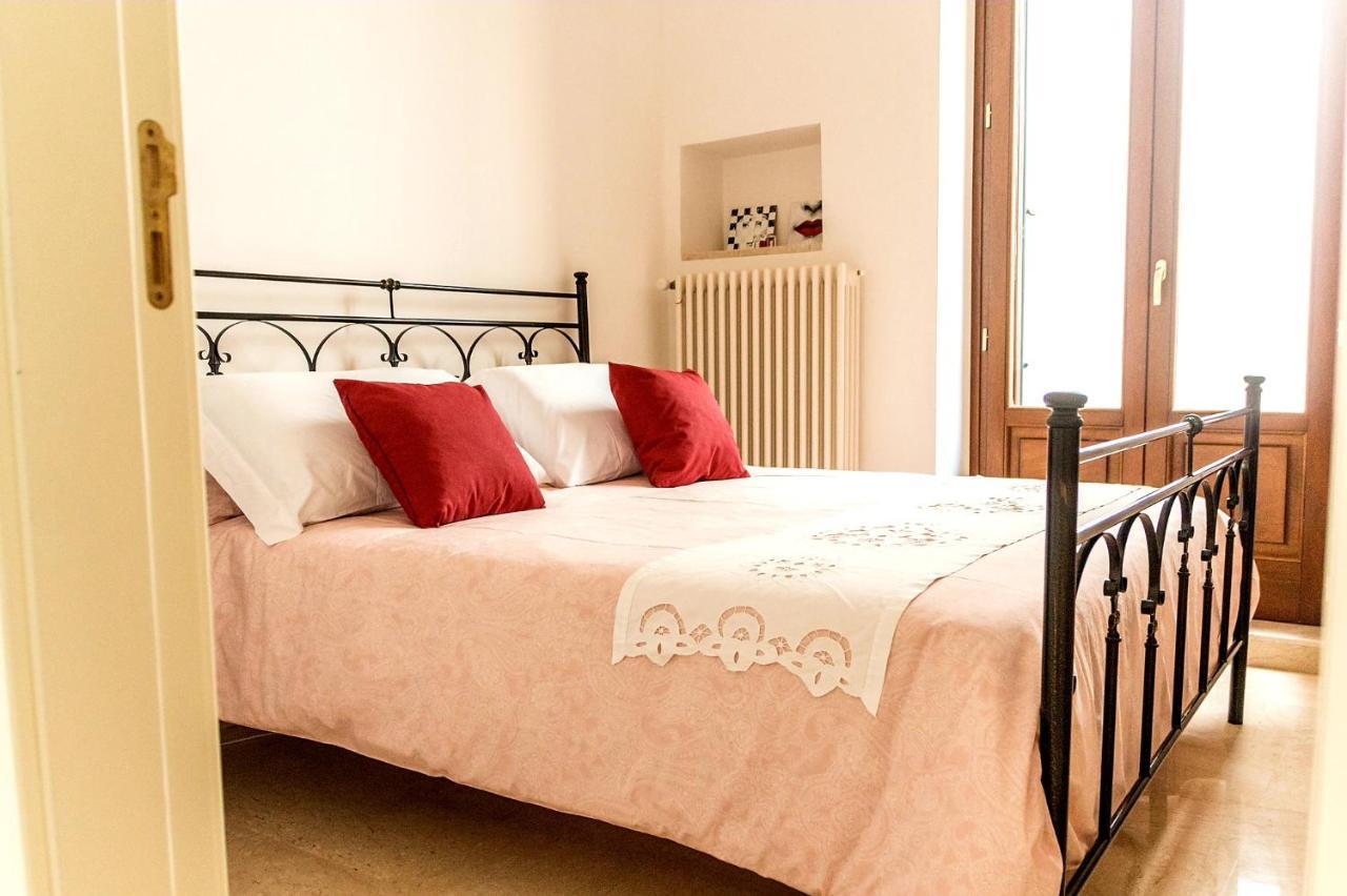 Appartamento Casa Sampietro Locorotondo Esterno foto